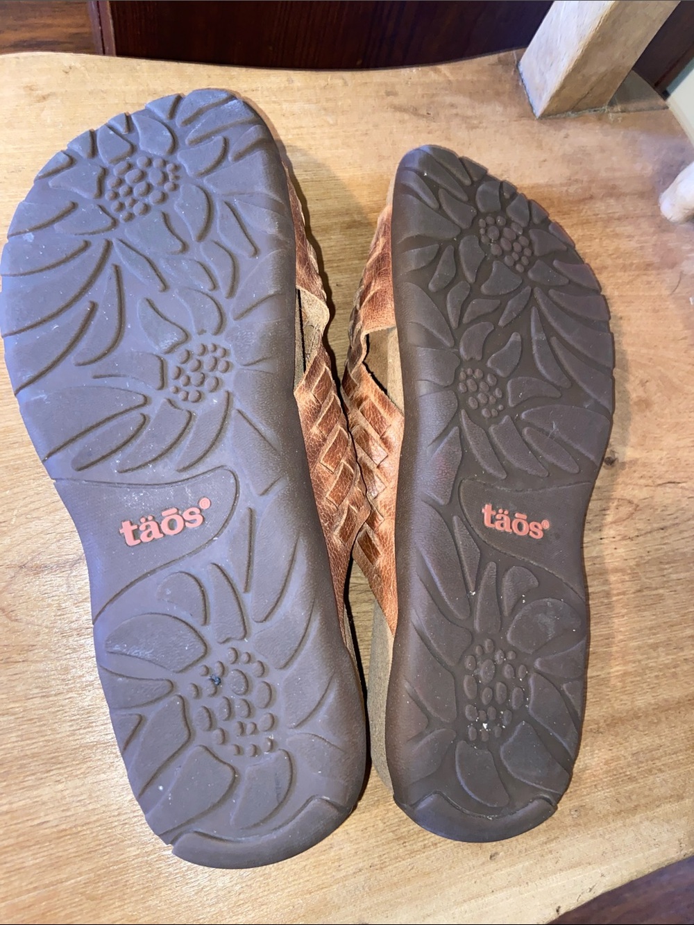 Taos Leather Sandals Woven Brown Like New Size 8 - Picture 5 of 5
